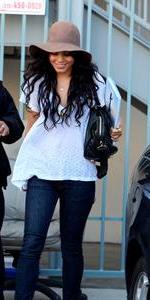 Vanessa_Hudgens_leaves_a_Santa_Monica_residence_after_attending__Web_400x400_16384_5222780--1